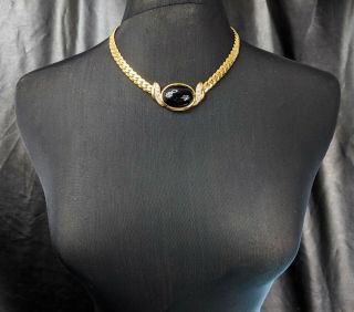 Lovely Vintage Gold Tone Imitation Onyx Cabochon Necklace By Trifari Jewellery
