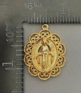 VINTAGE YELLOW GOLD TONE VIRGIN MARY MIRACULOUS RELIGIOUS MEDAL CHARM NO.  1 3