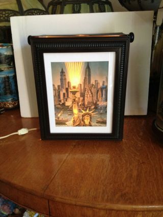 1962 Econolite Statueof Liberty Hand Made Picturre Frame Motion Lamp
