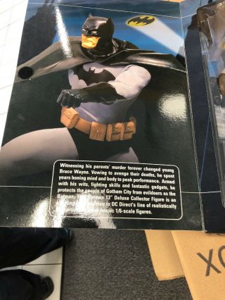 Batman 13 Inch Deluxe Collector Figure 3