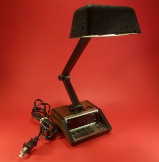 Vintage Spartus 1401 Digital Alarm Clock Lamp Red Led Mid Century Modern Folding