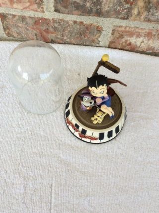 Betty Boop Bourbon Street Hand Painted Limited Edition 1995 Figurine Glass Dome
