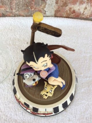 Betty Boop Bourbon Street Hand Painted Limited Edition 1995 Figurine Glass Dome 3