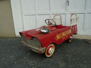 Murray Fire Truck Pedal Car Vintage Engine Co.  1 1959