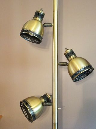 Vtg Retro Tension Pole Lamp Mcm Antique Brass 3 Light Fixture