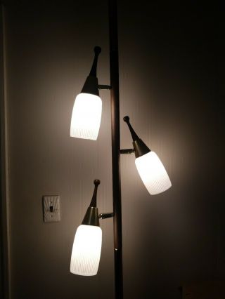 Vintage Tension Pole Floor Lamp Brass & Wood 3 Way Lights Glass Shades Mcm