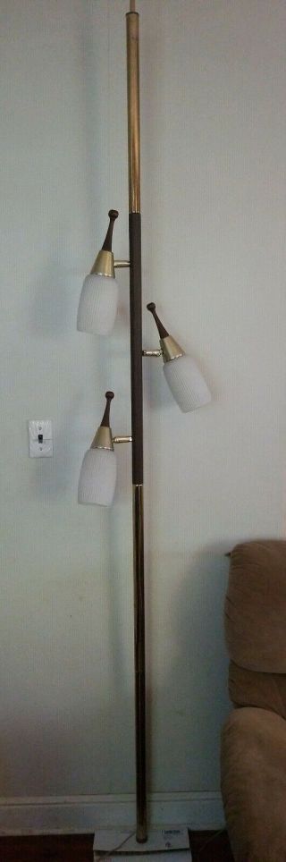 Vintage Tension Pole Floor Lamp Brass & Wood 3 Way Lights Glass Shades MCM 2
