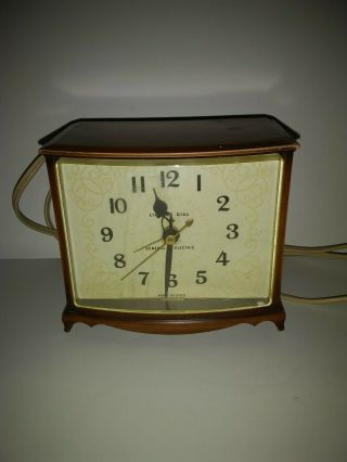 Antiqu General Electric Clock Model 728oka Lighted Made In Usa