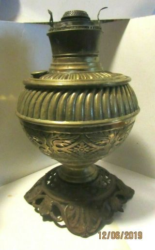 Antique B & H (bradley & Hubbard) Brass Parlor Oil Lamp