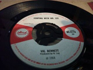 Val Bennett / Roy Shirley - Jumping With Mr.  lee - 7 