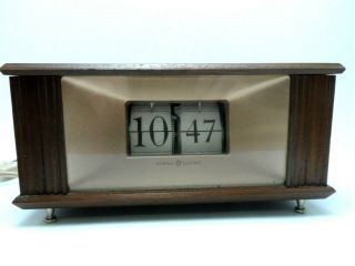 Vintage General Electric Ge Flip Clock Mid Century Model 8113 Wood