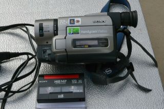 Sony Handycam CCD - TRV75 Hi - 8 Analog Camcorder (Vintage) XR 2