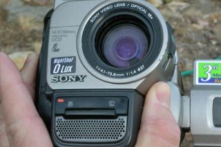 Sony Handycam CCD - TRV75 Hi - 8 Analog Camcorder (Vintage) XR 3