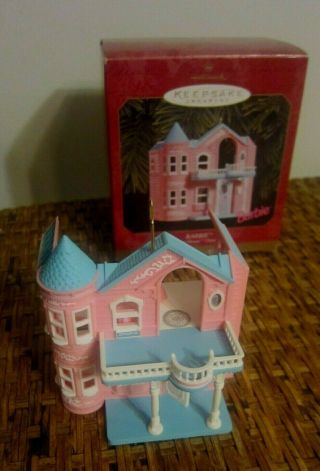 Hallmark Barbie Dream House 1999 Ornament