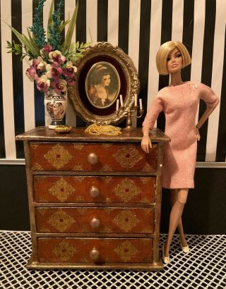Barbie,  Poppy Parker,  Vintage Dresser & Accessories,  (no Doll)