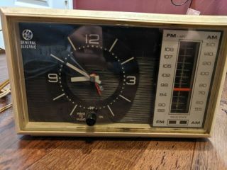 Vintage Ge General Electric Am/fm Alarm Clock Radio Beige Mcm