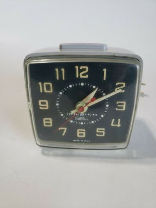 Vintage General Electric Telechron Model 7h253 Desk Top Alarm Clock Made In Usa