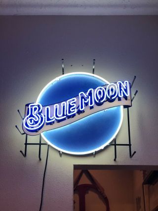 Very Large Blue Moon Beer Neon Sign - Neon Measures 27.  6 X 23.  3.