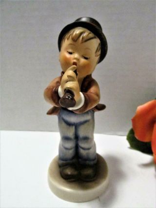 M I Hummel Goebel Tkm 3 Serenade Boy Figurine 5 " 1960,  Kt5917