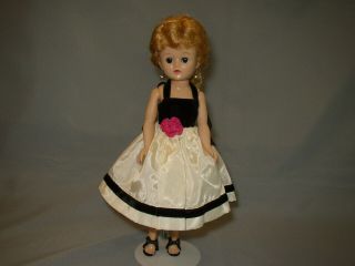 Vintage 1958 BLONDE PONYTAIL VOGUE JILL DOLL in Tagged Dress 2