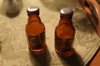 Fort Pitt Special Beer Salt & Pepper Mini Bottles Shakers Set S & P