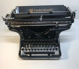 1920s Vintage Antique Underwood Standard Typewriter,  14 In.