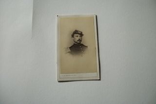 Civil War Cdv Photograph Of 4th Infantry Officer In Kepi With Large Infantry Ins