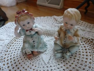 Vintage 2 Porcelain Bisque Seated Twin Boy Girl Piano Baby Figurines Lefton