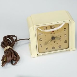 Vintage Telechron Model 7h91 Ivory Bakelite Alarm Clock Deco Telalarm