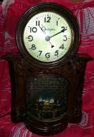 272 Mastercrafters Clock & Radio Comp Fireplace Mantel Bakelite Case