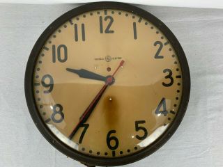 Vintage Ge General Electric Mid Century School Wall Clock Glass Face
