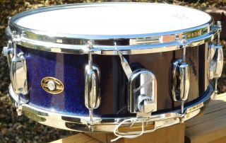 Slingerland Blue Sparkle Sound King 5.  5x14 8 Lug Snare Drum Vintage 1960 