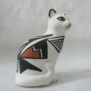 Native American Acoma Pueblo Pottery Cat Signed Kim 