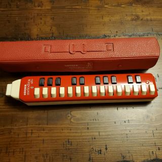 Vintage Hohner Alto Melodica Red 25 Key Made In Germany