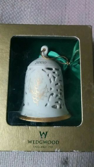 Wedgwood Christmas Ornament 2000 Porcelain Pierced Bell Gold Trim Box