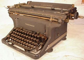 Antique Vintage Underwood Typewriter Machine Nr.  Ss Usa World War Ii Army Design