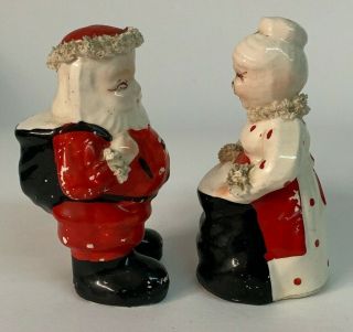 Vintage Kreiss 1956 Christmas Mrs.  Mr.  Santa Claus Set Salt & Pepper Shakers 2
