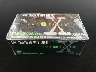 Topps The X Files Series 1 Box Premium Trading Cards
