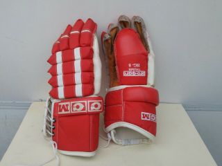 Vtg Hockey Gloves Ccm Pro - Guard Hg - 8 Red Wings Detroit Colors Small Sr Size