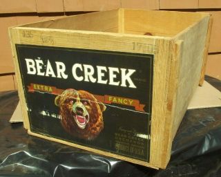 Vintage Bear Creek Wooden Wood Fruit Crate W / Orig Paper Label Medford,  Ore.