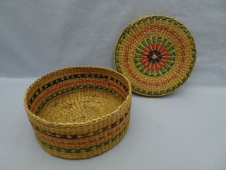 Vintage 6 " Rd Grass Basket Tightly Woven Red Green Brown Tan Pattern Basket W Lid