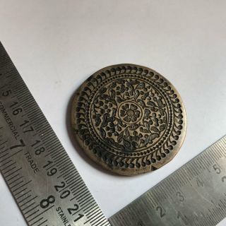 (02).  An Antique Old Bell Metal Jewelry Stamp Die Seal Flower Pattern