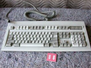 Vintage Ibm Model M Mechanic Keyboard Clicky 1397735 07 - 31 - 92 F2 5 Pin Connector