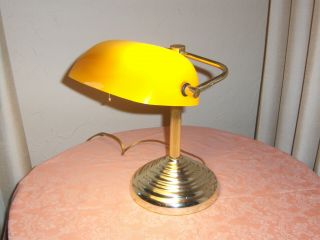 Vintage Portable Lamp Banker 