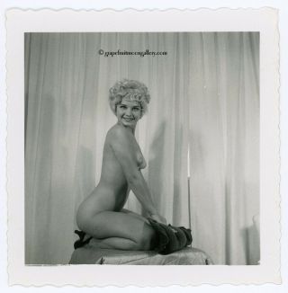 Bunny Yeager Vintage Photograph Bonnie Carroll Nani Maka Nude Pin Up 2