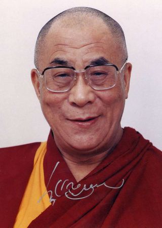 Dalai Lama Signed Autographed 5x7 Color Photograph Beckett Bas Authentic