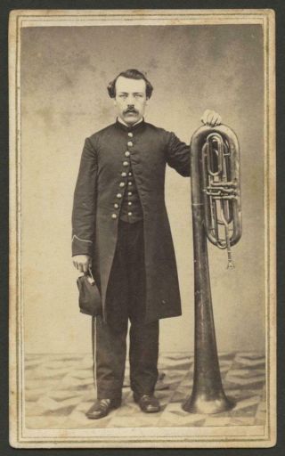 1864 Civil War Cdv - Union Musician Standing W/ Huge Brass Sax Horn