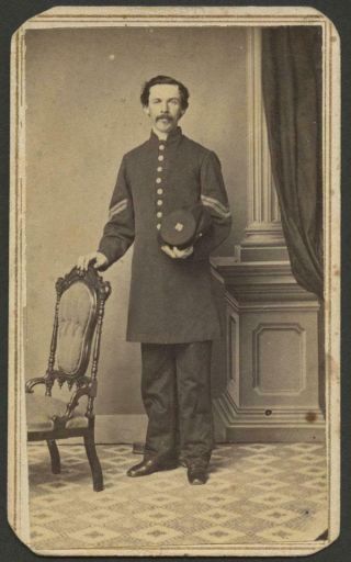 1864 Standing Cdv Civil War Soldier Image - 18th Corps Badge On Kepi