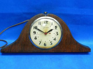 Vintage Sessions Electric Clock,  Mentel,  Shelf