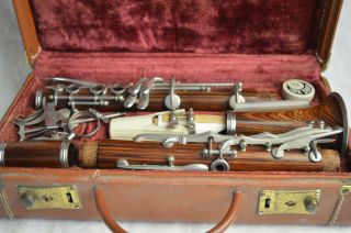 Rare Vintage Pan American Cg Conn Propeller Wood Clarinet Case Cocobollo Violin